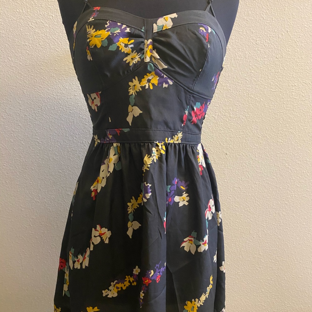 American Eagle Sweetheart Neck Strappy dress